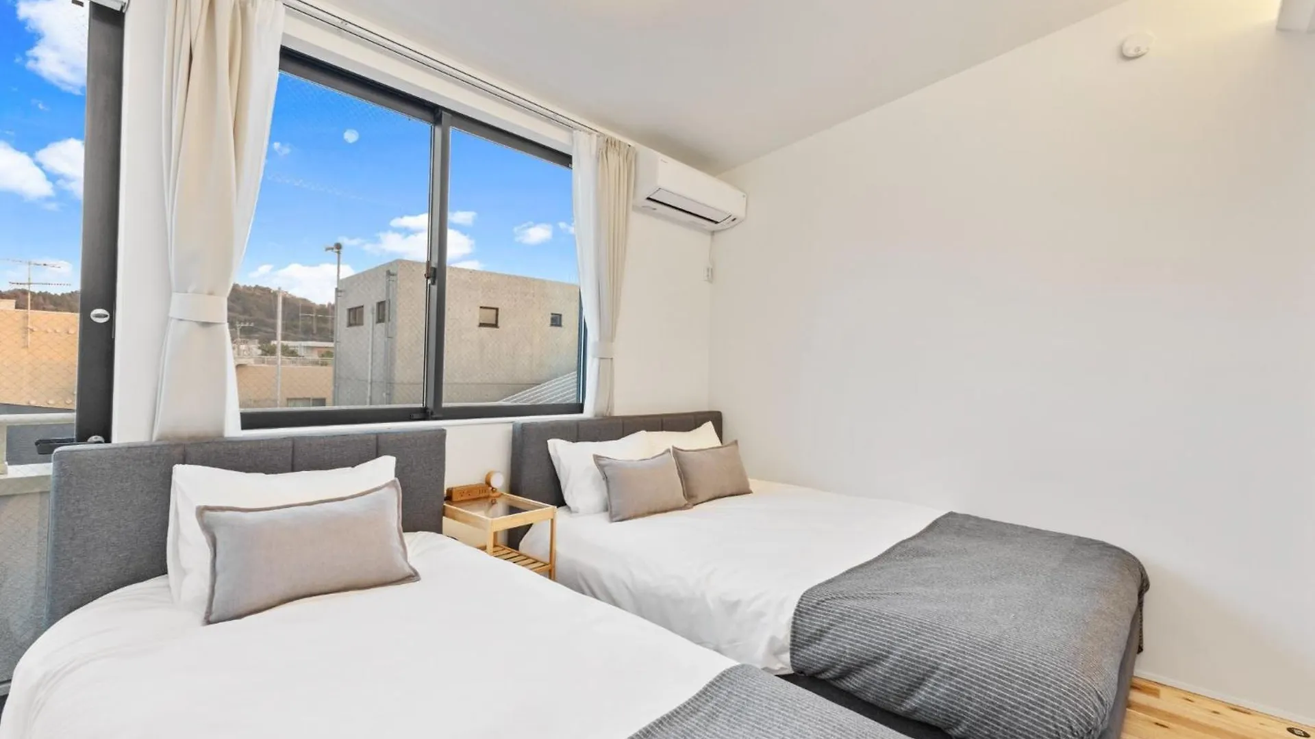 Apartment Zushikaigan Terrace 3Rd Floor - Vacation Stay 61056V
