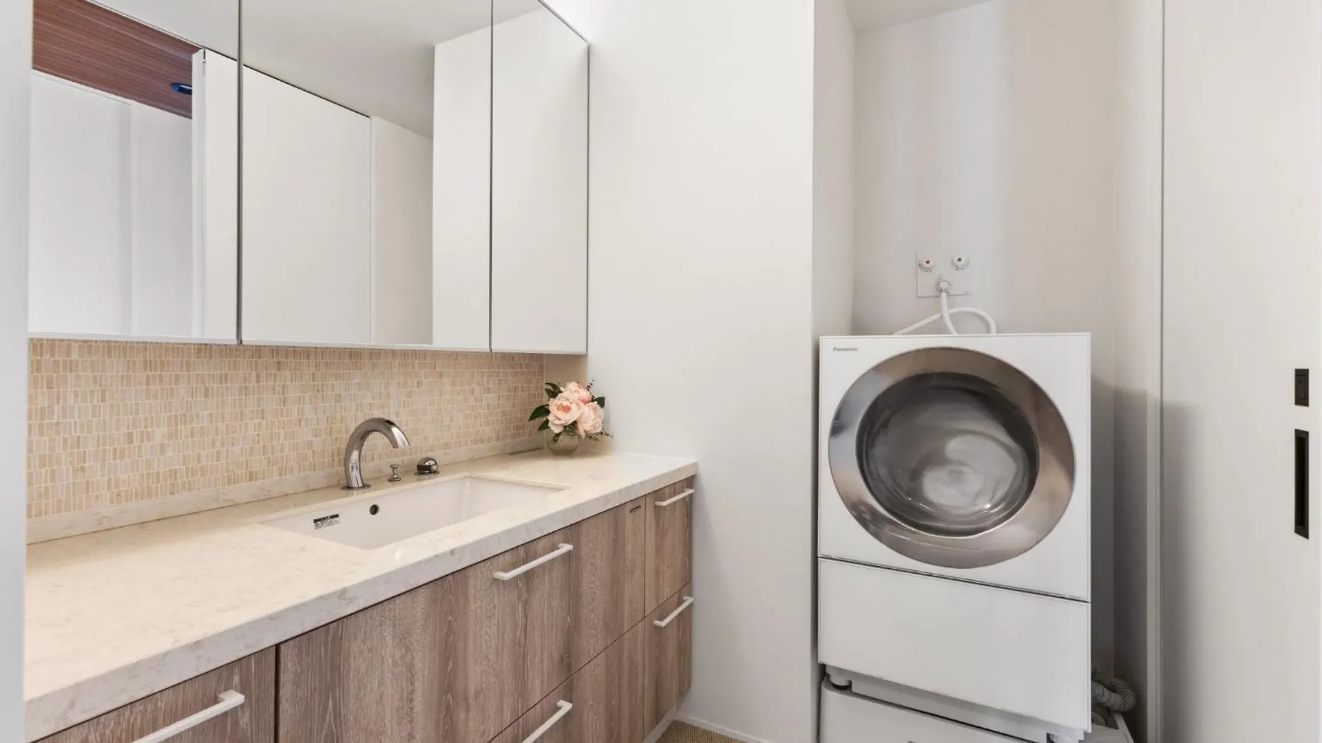 Zushikaigan Terrace 3Rd Floor - Vacation Stay 61056V Apartment