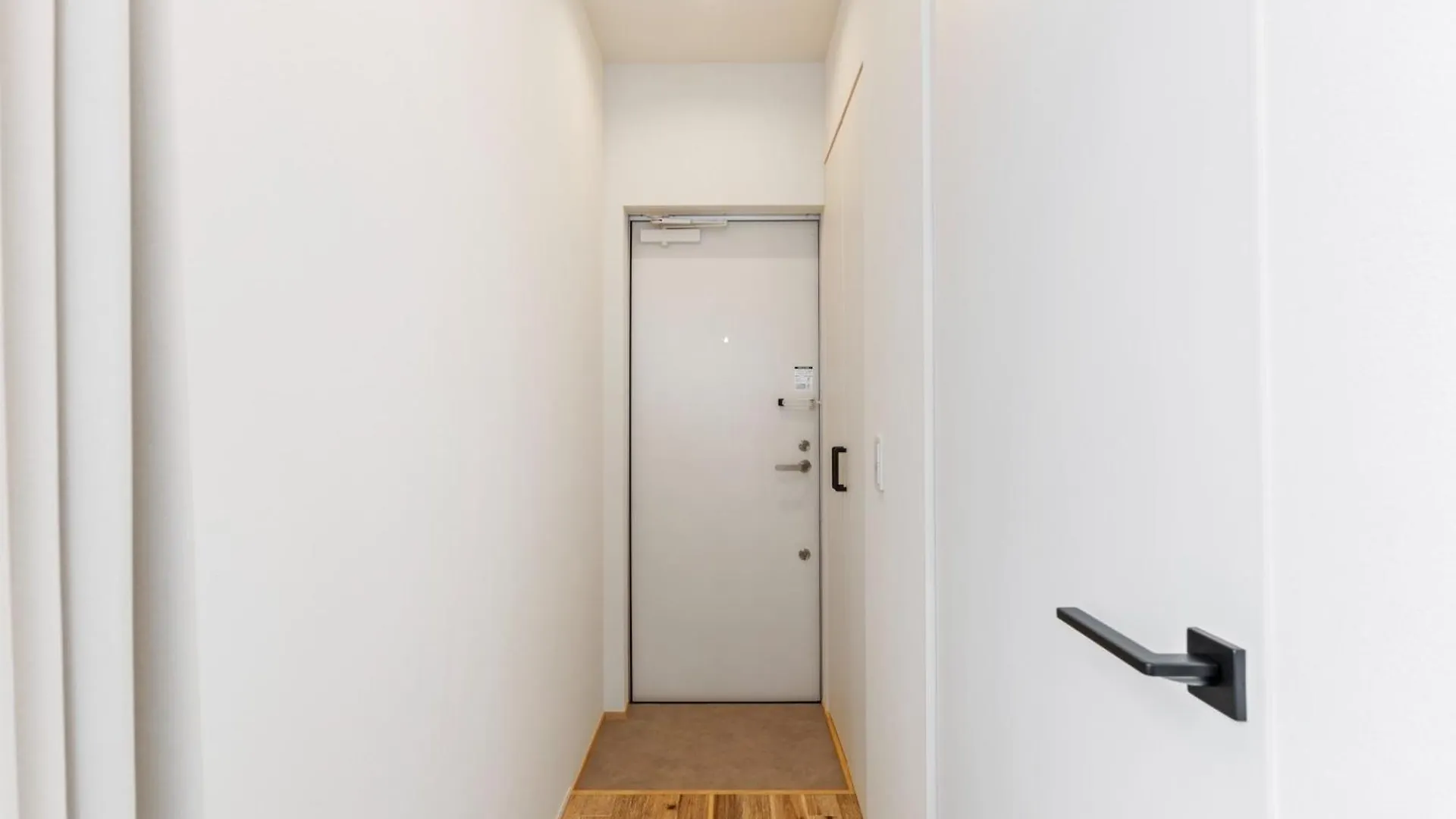 Apartment Zushikaigan Terrace 3Rd Floor - Vacation Stay 61056V Japan