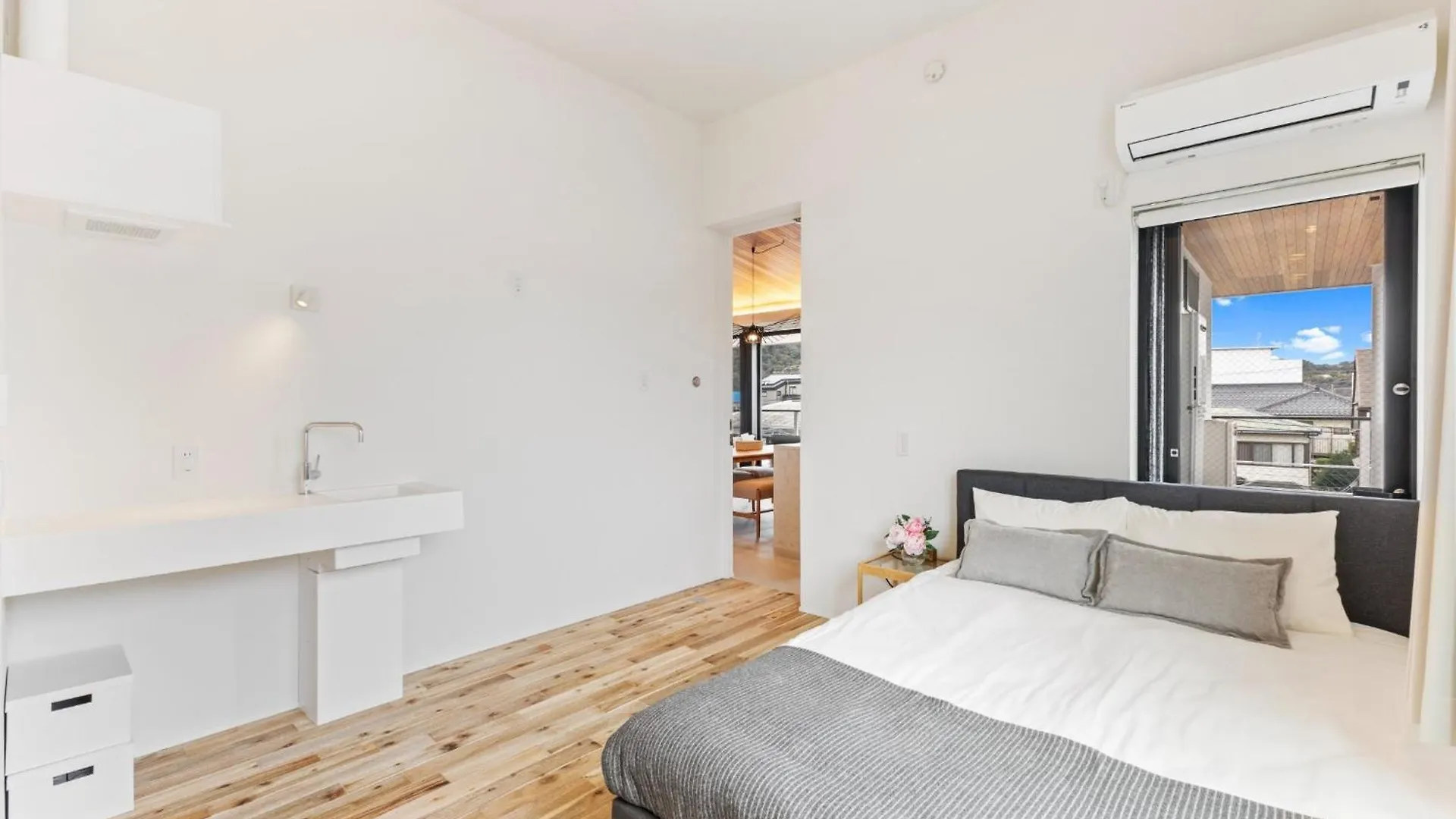 Zushikaigan Terrace 3Rd Floor - Vacation Stay 61056V Apartment